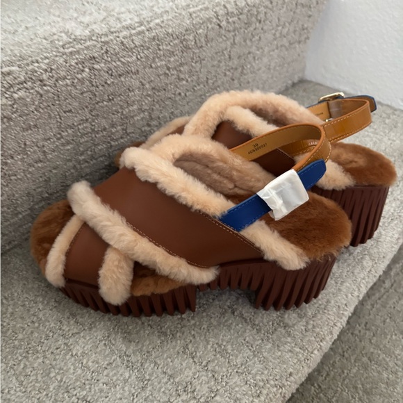 4CCCCEES leather pila puffy feeled lined sandals - Picture 5 of 9